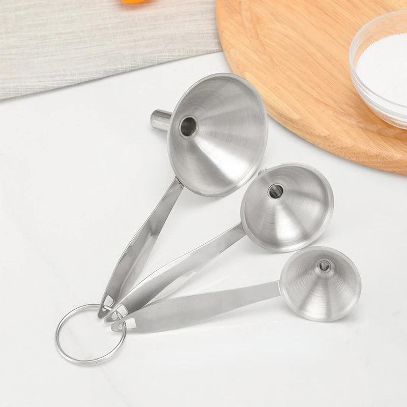 3 Pcs/Set Stainless Steel Mini Funnels Oil Vinegar Spice Essential Oil Filling Funnel Multipurpose Funnel Bar Kitchen Supplies - Ammpoure Wellbeing