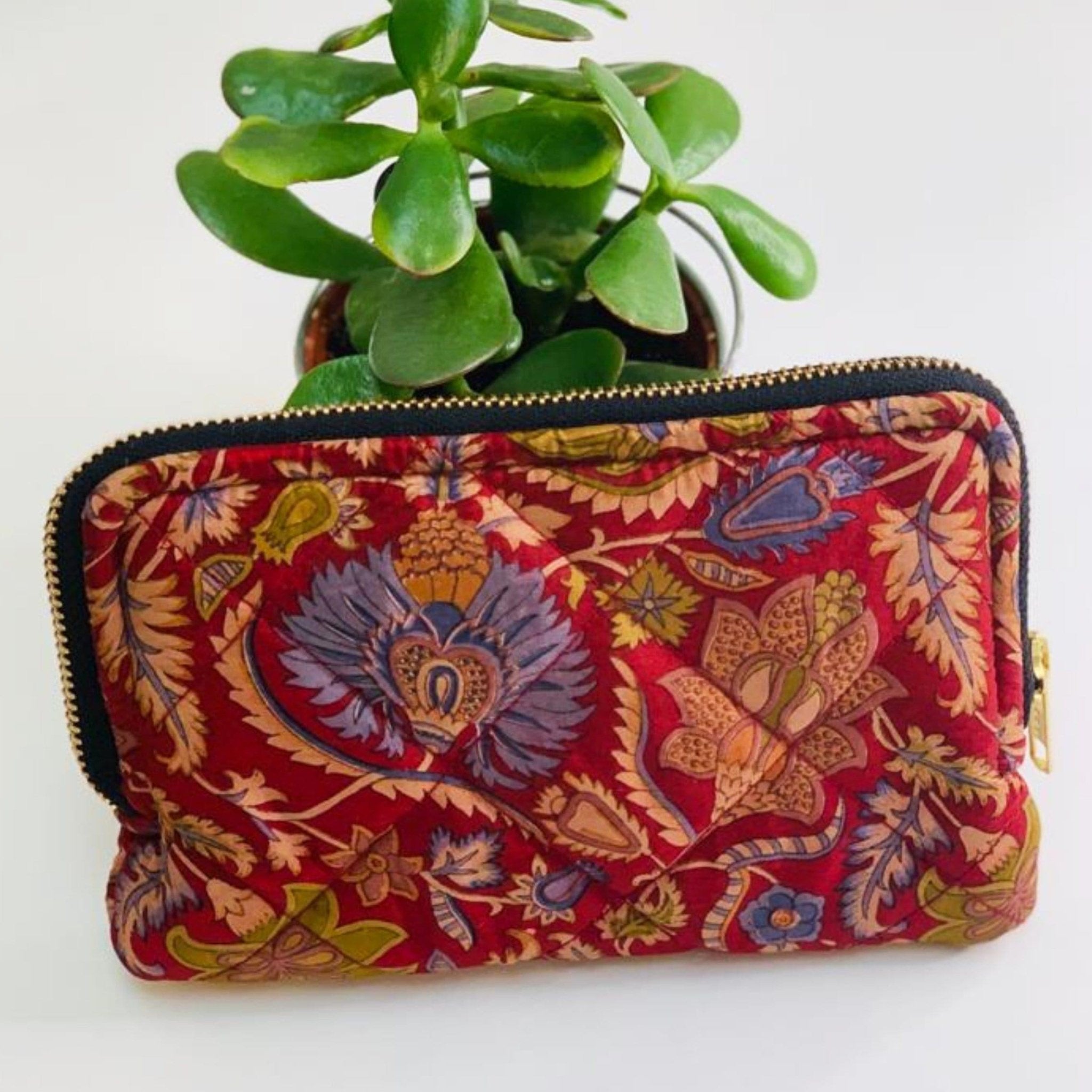 Premium Recycled Silk Make - up Bag (One - Off Print) - Ammpoure Wellbeing